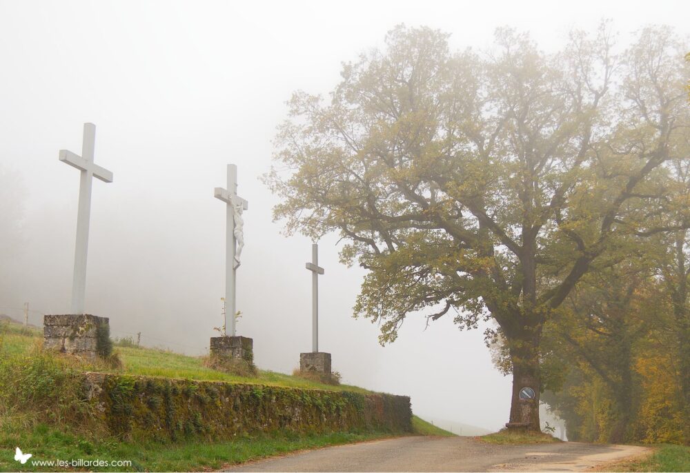 Les trois croix à Chatel