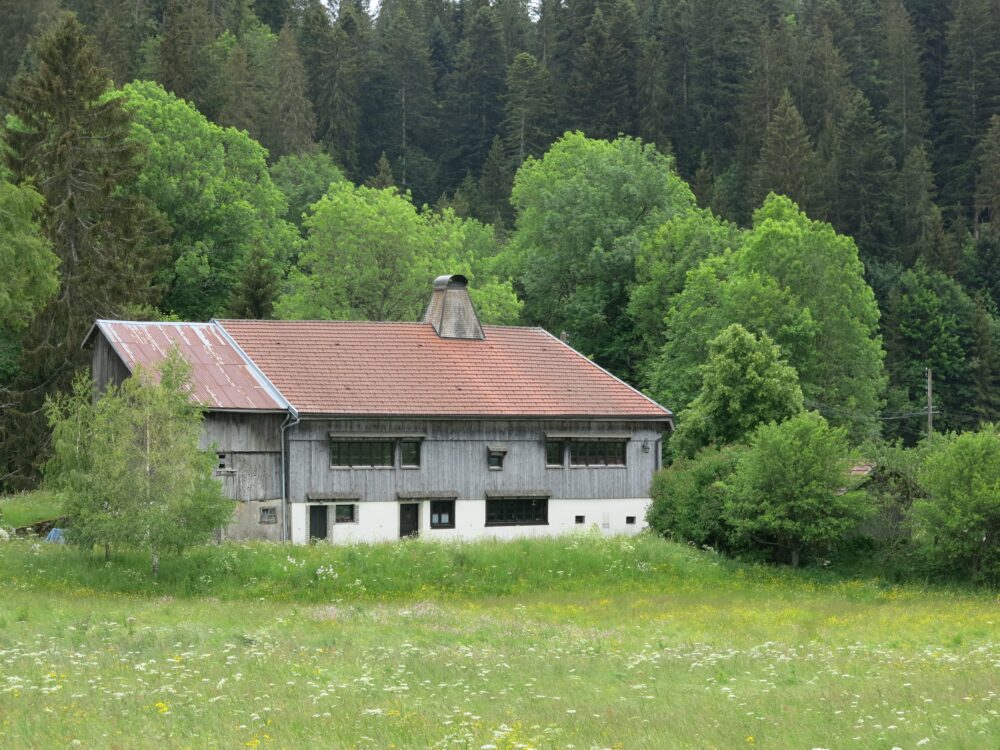 Ancien atelier aux Seignes