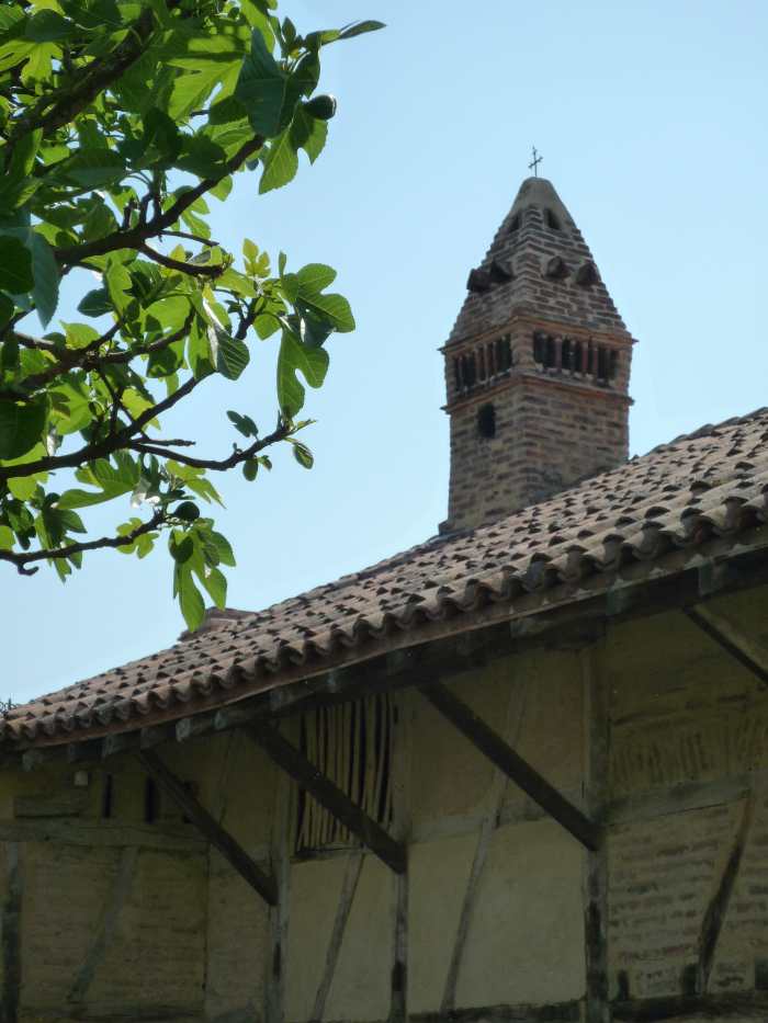 Mitre de la cheminée de la ferme du Champ Bressan