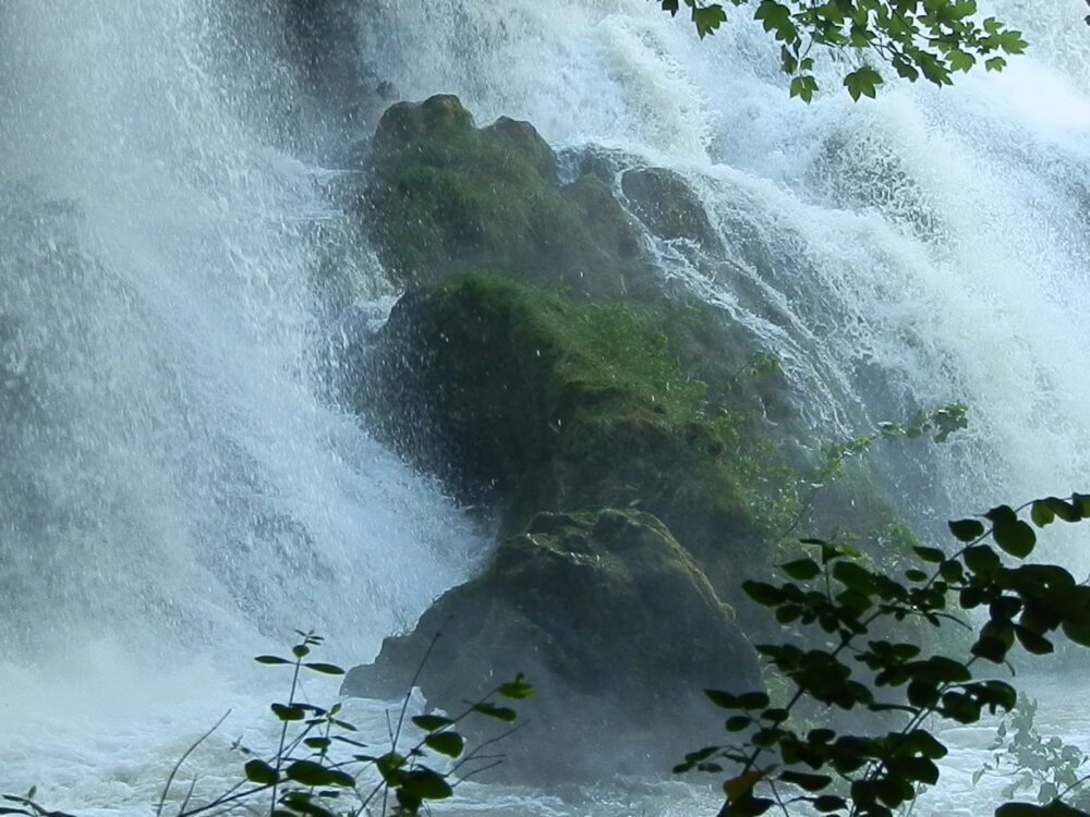 Cascade à Baume-les-Messieurs