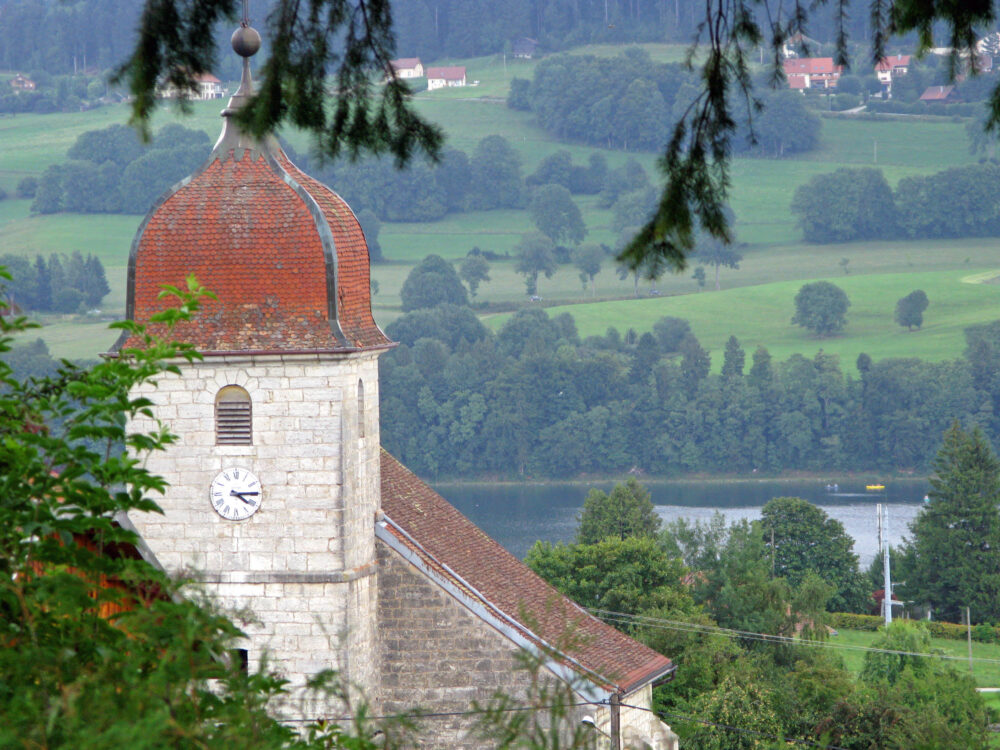 Les Grangettes, sur la rive ouest du lac