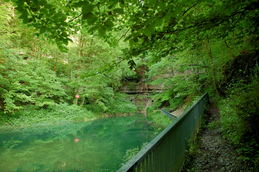 Le site de la source de l'Ain