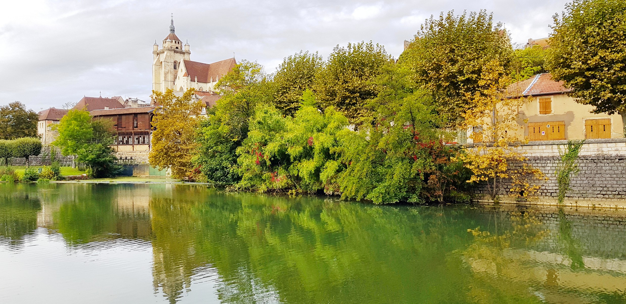 ViaCluny.fr Dole patrimoine Jura canal