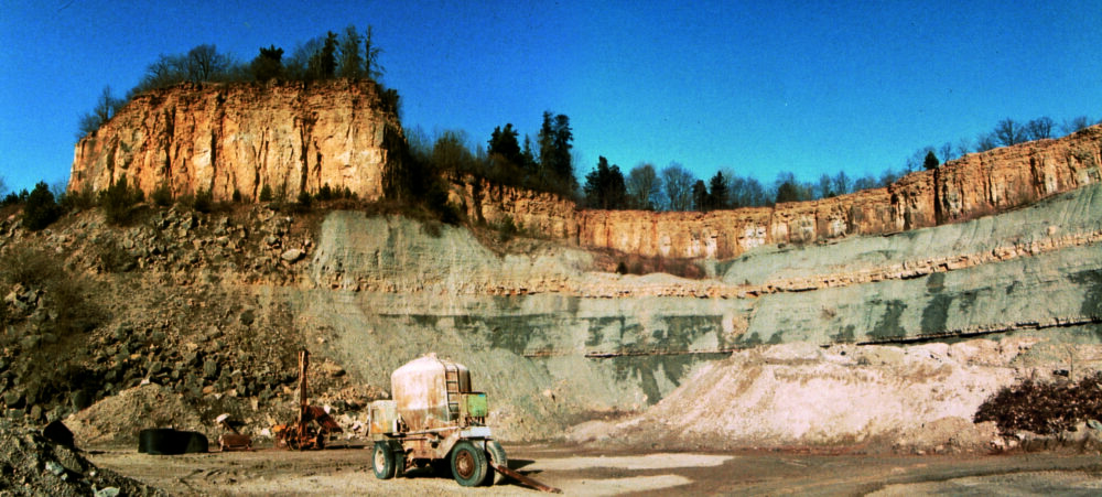 Une carrière abandonnée